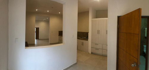 Casa En Venta Merida, Barrio La Ermita Modelo Elefante, Lista.