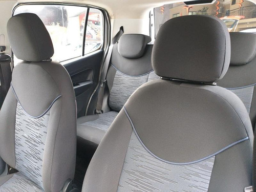 Imagem 10 de 12 de Fiat Uno Attractive 1.0 Fire Flex 8v 5p Manual