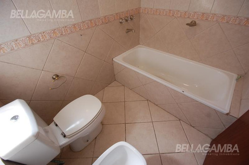 Imagen 21 de 30 de Oportunidad Metros Valor! 5 Ambientes Con Playroom Y Jardin. Toma Propiedad Enparte De Pago.