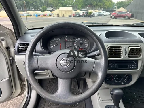 Nissan Platina 1.6 A At