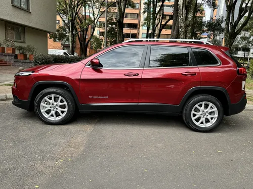 Jeep Cherokee 3.2 Longitude Plus