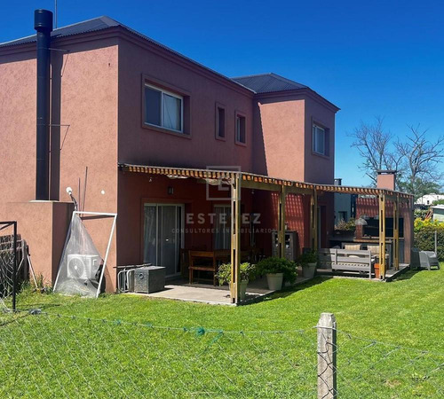 Casa En Venta Frente A La Plaza De Juegos, 3 Dormitorios. Barrio Cerrado San Matias, Escobar