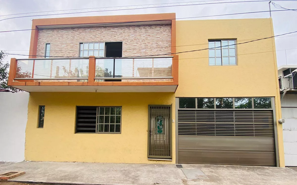 Casa En Venta En Col. Miguel Hidalgo En Veracruz, Ver.