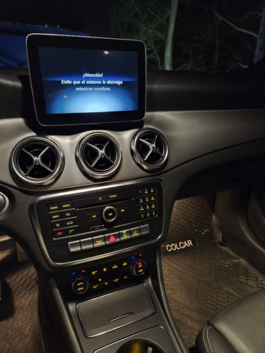 Mercedes-Benz Clase GLA 1.6 Gla200 Urban 156cv
