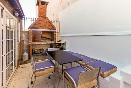 Imagen 18 de 19 de Muy Linda Casa Construida En 1940 Por Ramón Bello Y Alberto Reborati.
