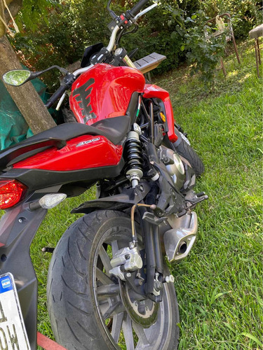 Imagen 4 de 8 de Benelli Tnt 300