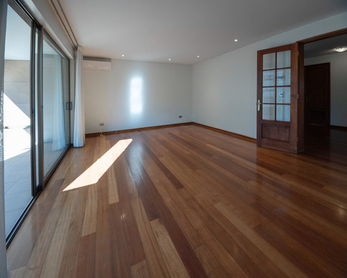 Excelente Departamento 4 Dormitorios Y 4 Baños En El Golf