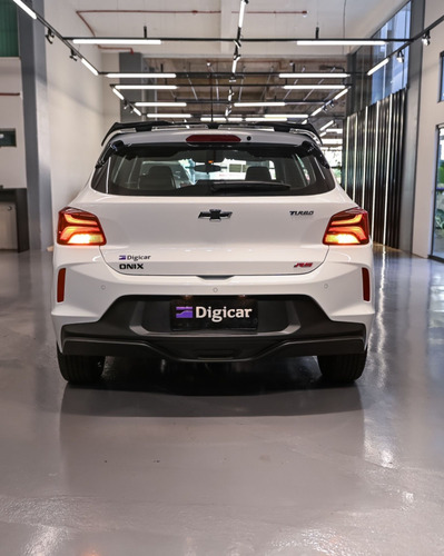 Chevrolet Onix HATCH RS 1.0 TB 12V Flex 5p Aut.