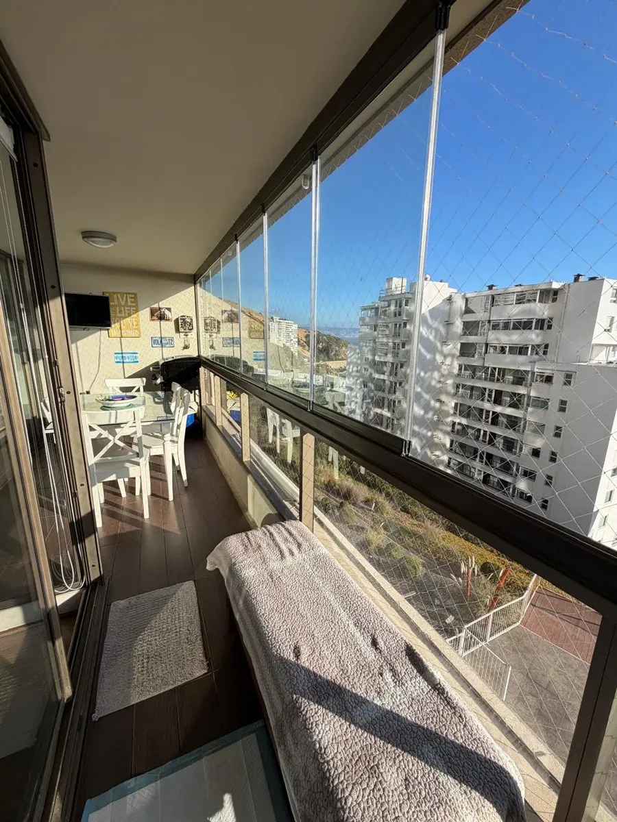 Imagen 2 de 16 de Se Vende Hermoso Y Soleado Departamento En Costa De Montemar