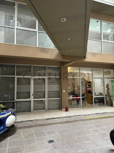 Pinmoandes Sas Ofrece En Venta Una Oficina En El Centro De La Ciudad De Mendoza, En Un Moderno ...