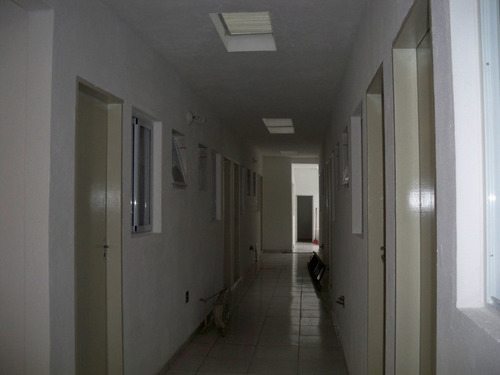 Imagem 6 de 14 de Quartos Para Locar