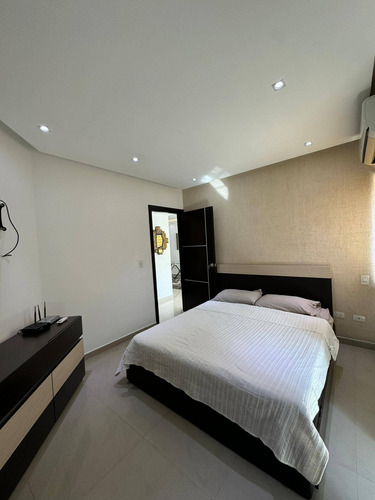 Meb Venta Impecable Apartamento Con Pozo Y Planta Las Chimeneas Valencia 285779