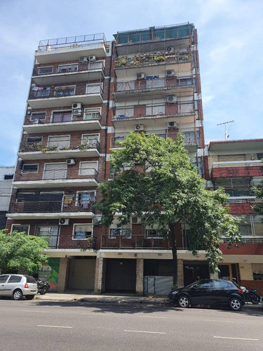 Venta Departamento 2 Ambientes Amplio Balcon, Floresta