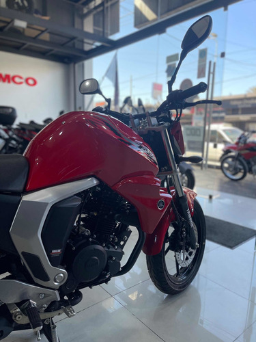 Imagen 5 de 12 de Yamaha Fzfi | Usada 2022 - 2.000km | Motos M R