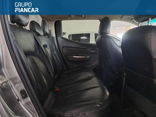 Imagen 7 de 14 de Mitsubishi L200 Diesel 4x4 Automática 2019