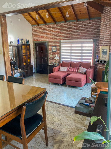 Gran Chalet 4 Ambientes, Sobre Dos Lotes