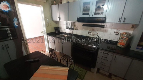 Imagen 3 de 10 de Linda Casa En Calle Privada De Valle Lindo - Turmero Mfc 22-12185