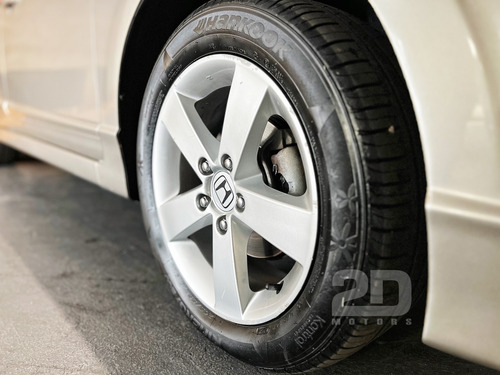 Honda Civic 1.8 LXS 16V FLEX 4P AUTOMÁTICO