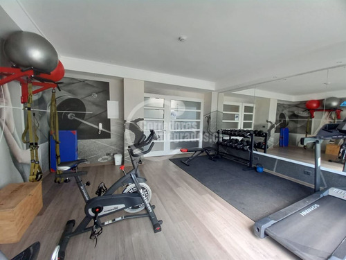 Venta Departamento Macul, Con Estacionamiento Y Termopanel