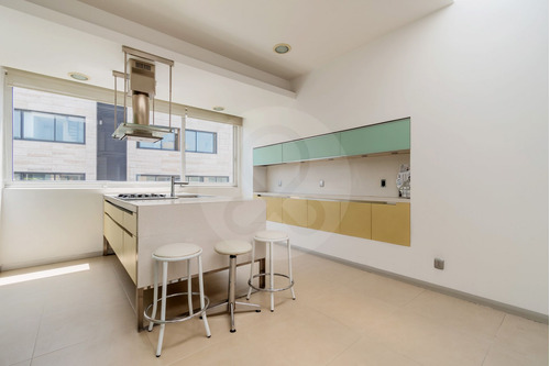 Bajó -12.0%: Departamento En Venta En Lomas De Vista Hermosa