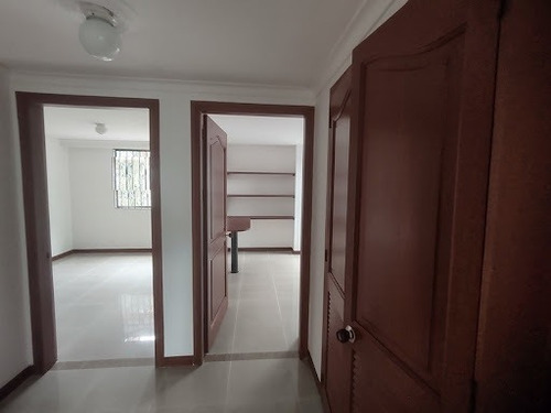 Imagen 16 de 29 de Apartamento En Arriendo Aguacatala 622-17327