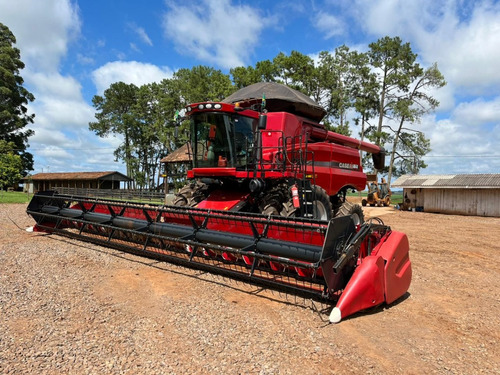 Colheitadeira Case Axial-flow 7120 Ano 2013