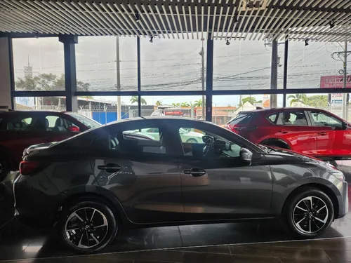 Mazda 2 Sdn Grand Touring Lx 1.5 Modelo 2026 /y
