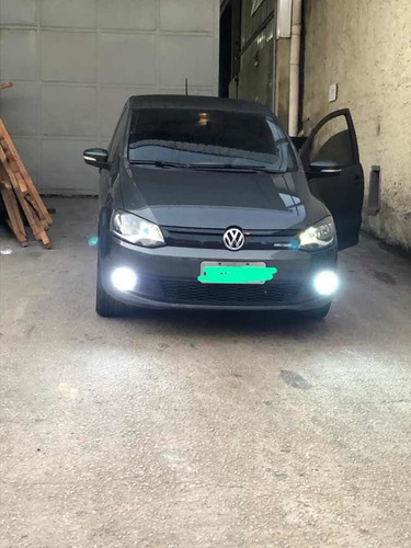 Volkswagen Fox 2014 1.0 12v Bluemotion Total Flex 5p