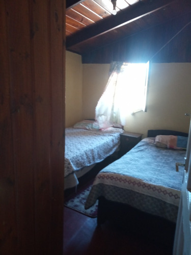 Gran Casa De 2 Pisos Con Patente De Hostal