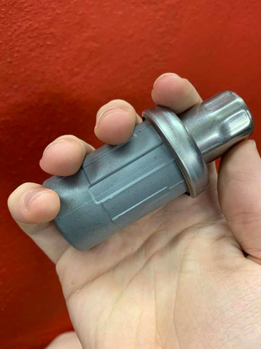 4pz Regatón Nivelador Acero Inox Interior Plastico 1 1/2pg