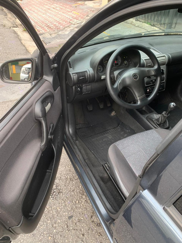 Chevrolet Corsa Classic 1.0 Life Flex Power 4p