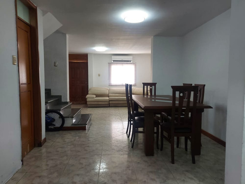 Imagen 5 de 12 de En Venta Townhouse Ubicado En La Urbanizacion Lomas Del Mar Ve03-618lm-atov