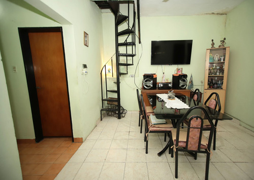 Imagen 8 de 30 de Venta Casa 5 Ambientes Patio Tablada Permuta