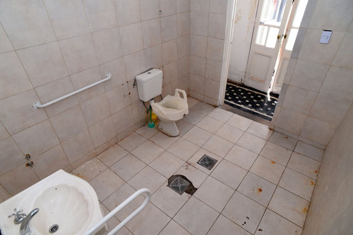 Venta Casa Apta Comercial En Barracas
