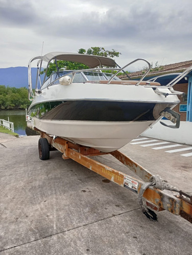 Lancha Ventura 215 Cabin Comfort 2010 Triton Solara Focker