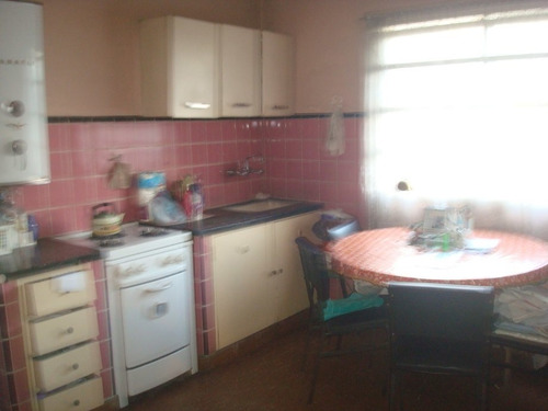 Imagen 6 de 14 de Chalet En Venta En Moron Sur
