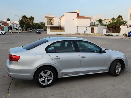 Volkswagen Jetta 2.5 Style Active At