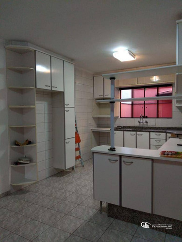 Imagem 3 de 10 de Sobrado Com 3 Dormitórios À Venda, 178 M² Por R$ 655.000 - Vila Scarpelli - Santo André/sp - So0285