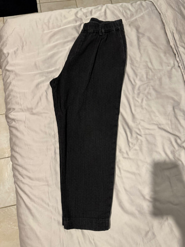 Pantalón Color Negro Zara Talla 32 (Usado)