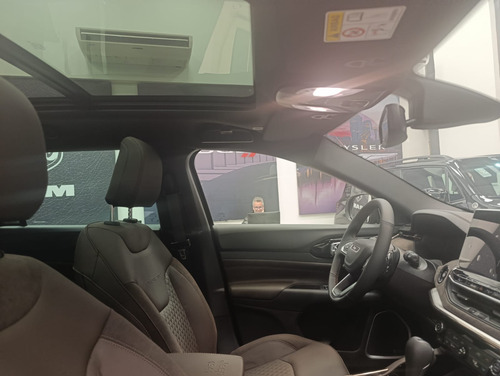 Jeep Commander 2.0 at9 272cv Overland 4 x 4