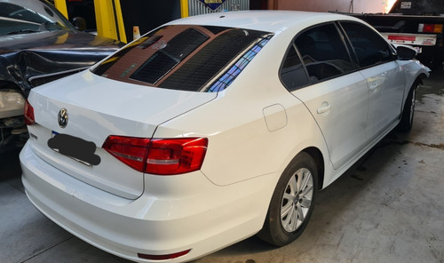 Imagen 4 de 9 de Volkswagen Vento 2.0