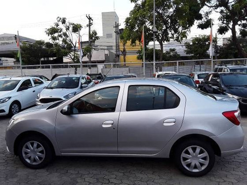Imagem 8 de 9 de Renault Logan 1.0 12v Sce Flex Zen Manual