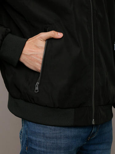 Chaqueta Ligera Con Cremallera Negro Calvin Klein