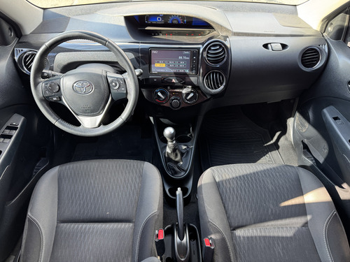 Toyota Etios 1.5 Xls