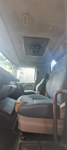 Imagem 4 de 10 de Vw 31320 6x4
