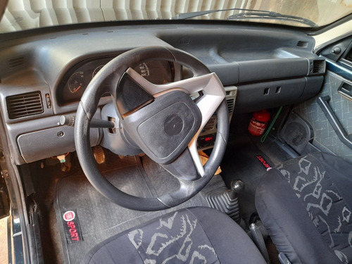 Imagem 5 de 6 de Fiat Uno Uno 1.0 Mille Faire