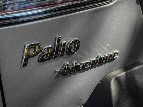 Fiat Palio 1.8 MPI ADVENTURE LOCKER WEEKEND 8V FLEX 4P MANUAL