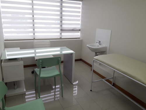 Consulta Médica U Ofic. Edif J. Manso De Velasco Los Angeles