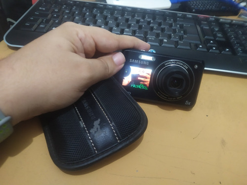Câmera Samsung Dv100