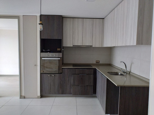 Moderno 2 Dormitorios Estilo Mariposa, Cercano Barrio Italia
